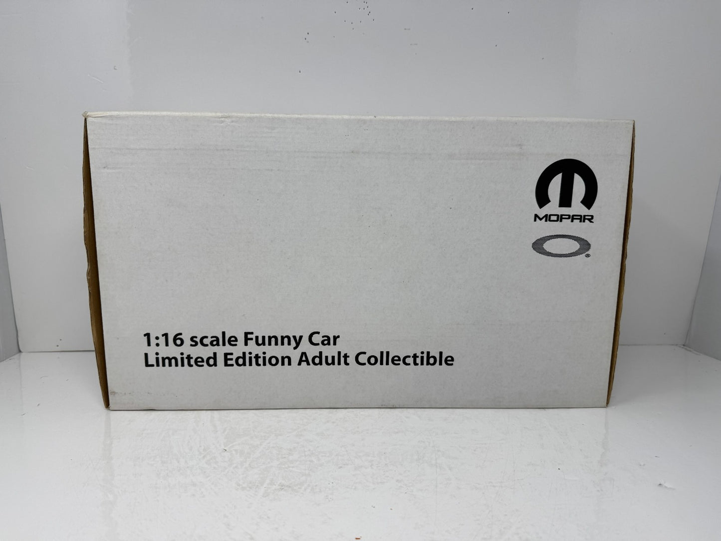 Milestone Gary Scelzi NHRA Mopar Oakley Dodge Stratus Funny Car 1:16 Scale