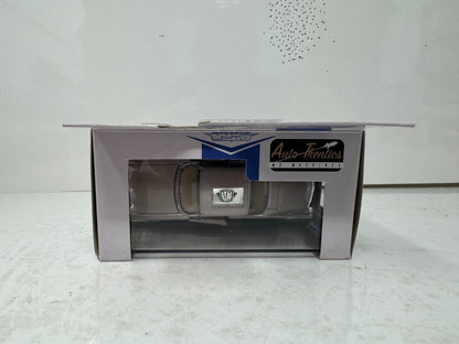 M2 Machines Auto Thentics 1959 Cadillac Series 62 1:64 Diecast