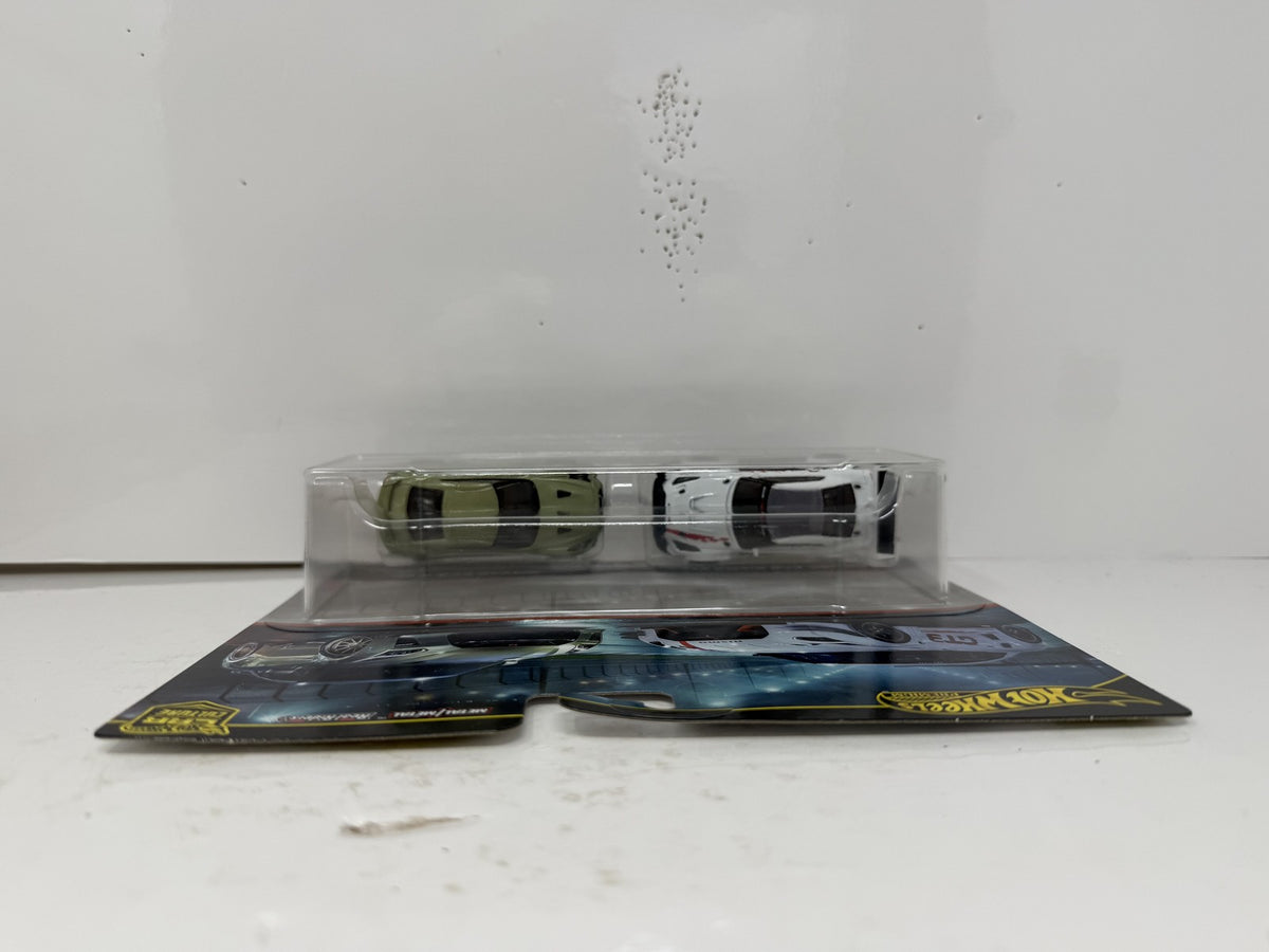 Hot Wheels Premium Nissan GT-R Nismo GT3 & GT-R R35 2-Pack 1:64 Diecast