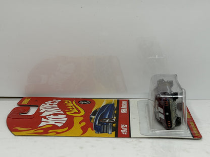 Hot Wheels Classics Series 1 1968 Ford Mustang 1:64 Diecast Purple