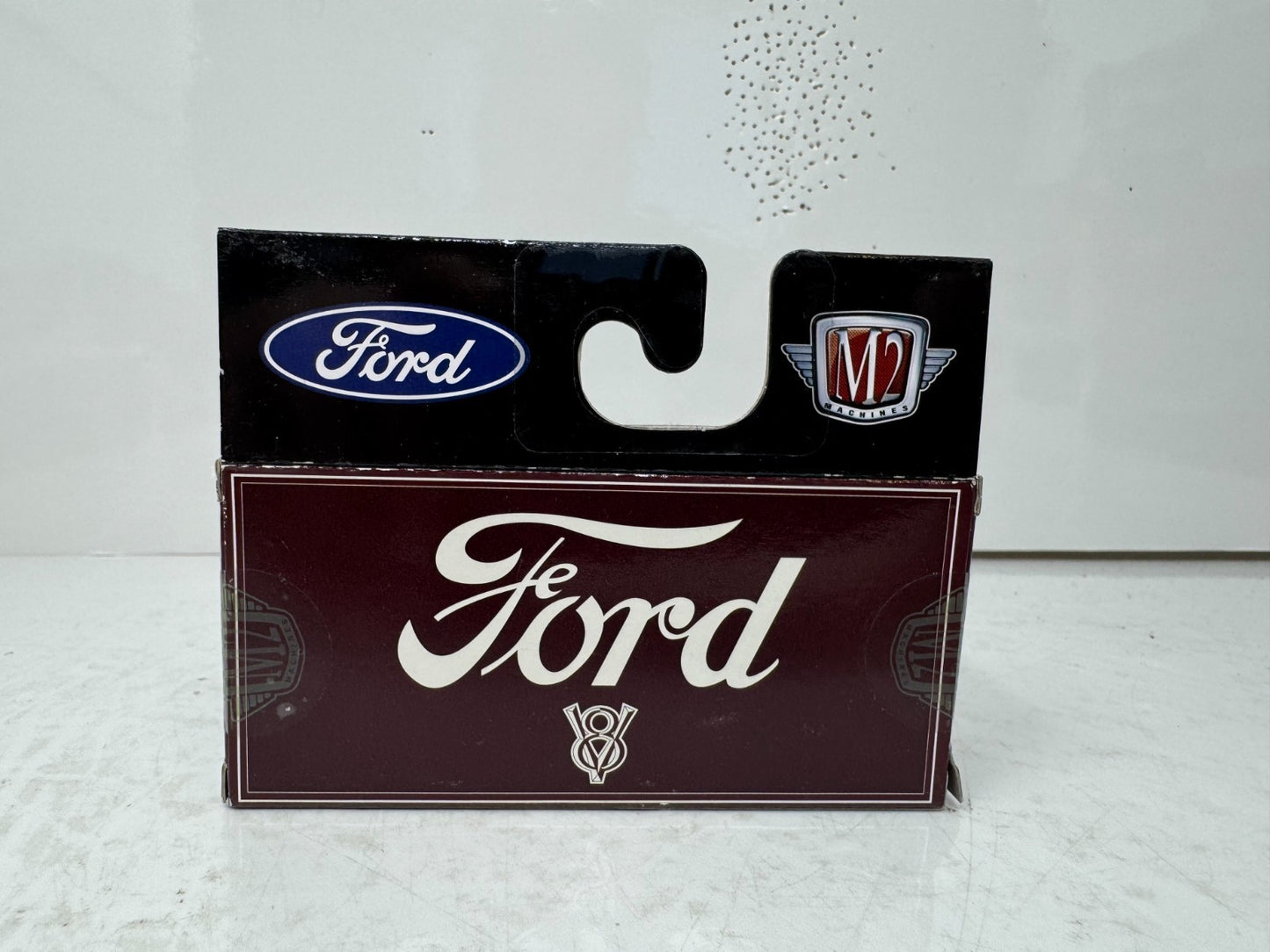 M2 Machines Ford 1932 Ford Three Window Coupe 1:64 Diecast