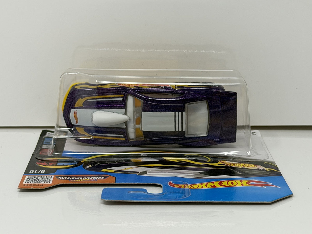 Hot Wheels Mild to Wild 2010 Chevy Pro Stock Camaro 1:64 Diecast Short Card V2