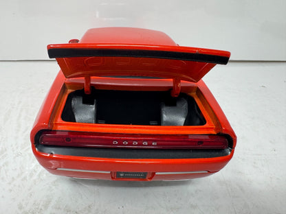 Maisto 2006 Dodge Challenger Concept 1:18 Diecast Special Edition