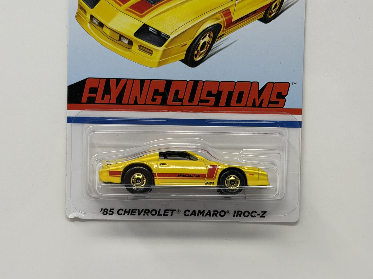 Hot Wheels Flying Customs 1985 Chevrolet Camaro IROC-Z 1:64 Diecast Yellow