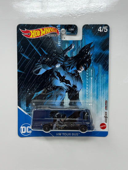 Hot Wheels Premium DC Batman HW Tour Bus 1:64 Diecast