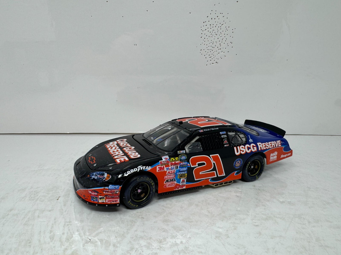 Action NASCAR #21 Kevin Harvick Coast Guard 2006 Richmond Win RV 1:24 Diecast