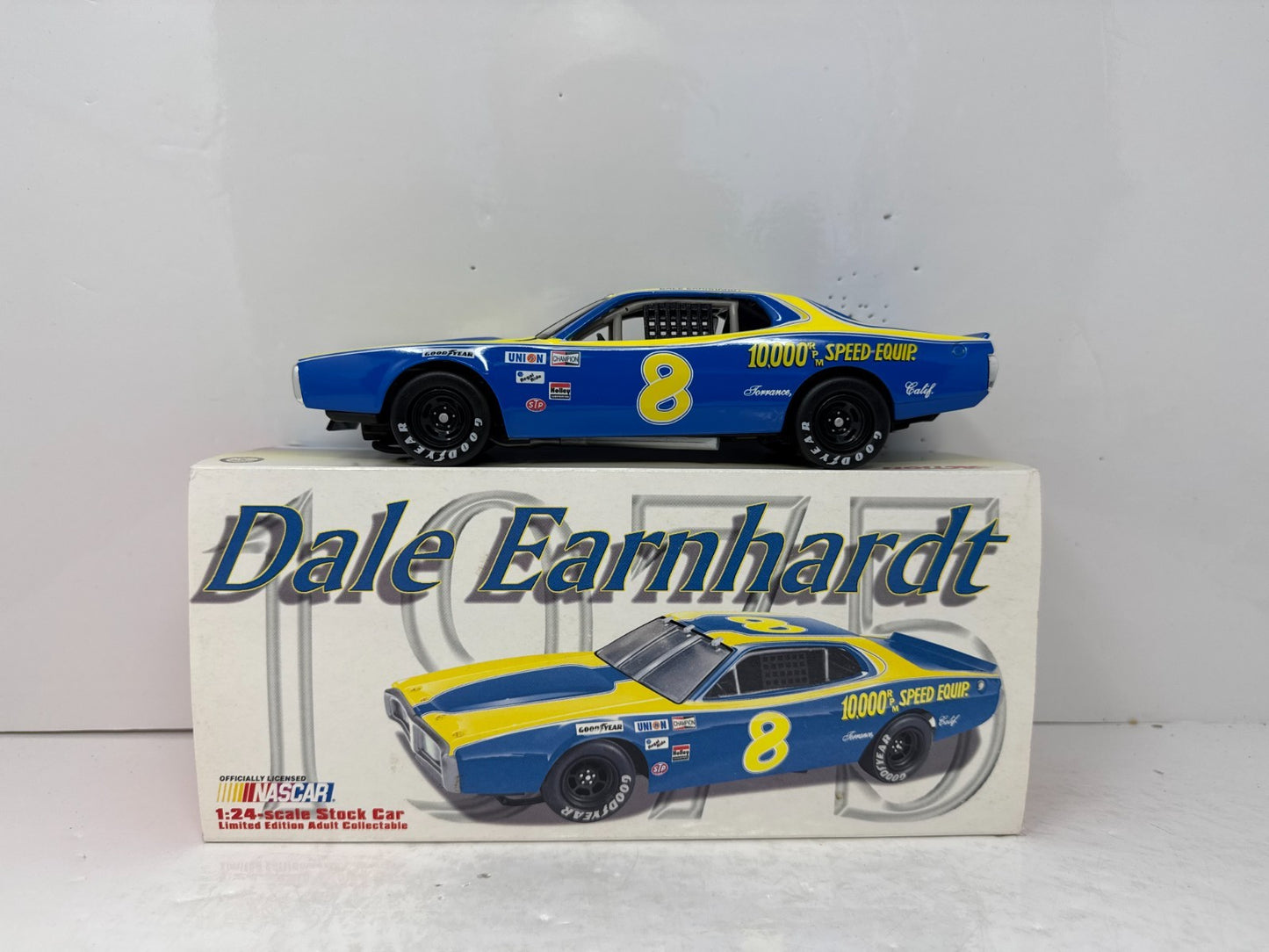 Action Nascar #8 Dale Earnhardt RPM 1975 Dodge Charger BANK 1:24 Diecast