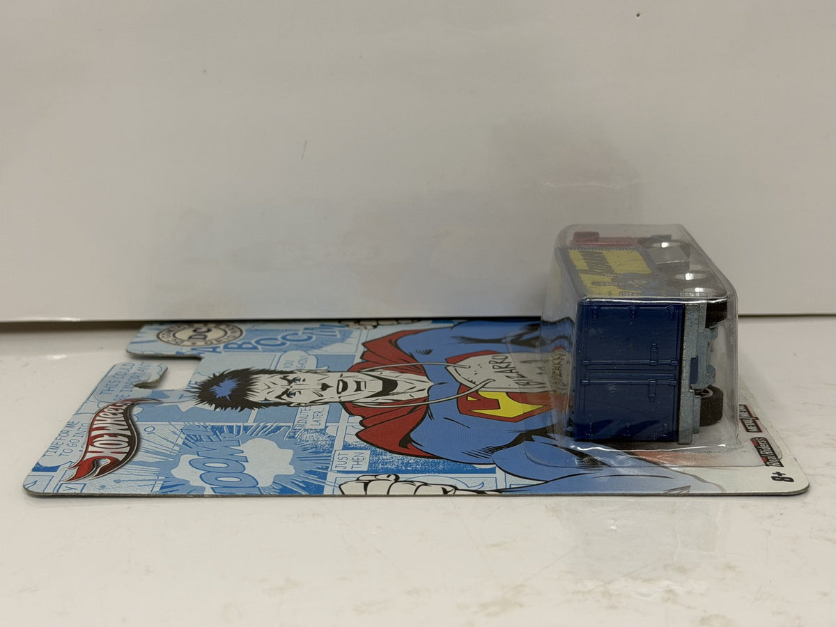 Hot Wheels DC Comics Originals Bizarro Hiway Hauler 1:64 Diecast Real Riders