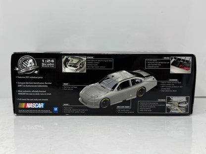 Lionel Racing Nascar #29 Kevin Harvick Budweiser 4th of July Chevy Impala 1:24 Diecast