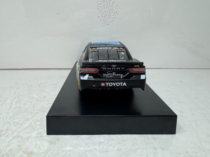 Lionel NASCAR RCCA Elite #19 Martin Truex Jr Darlington Win Camry 1:24 Diecast