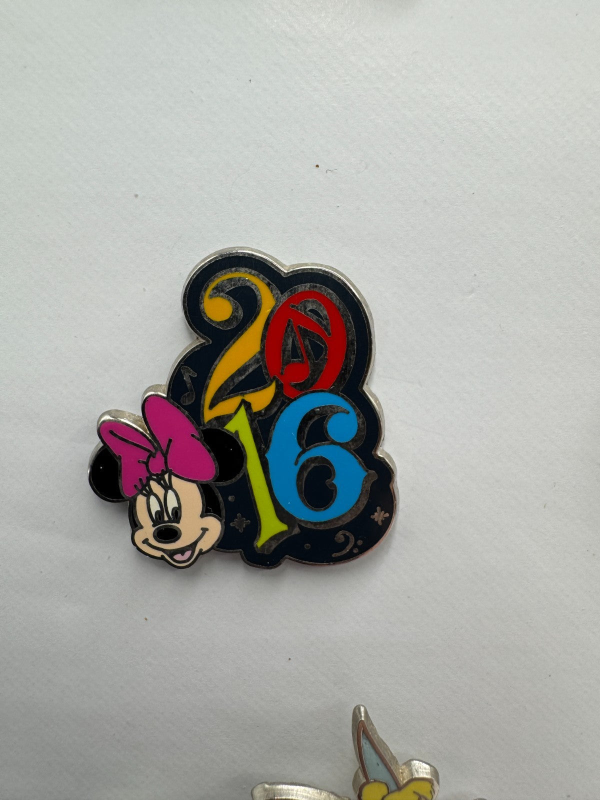 Disney 2016 Dated Booster Minnie Mouse Trading Pin DC2S12