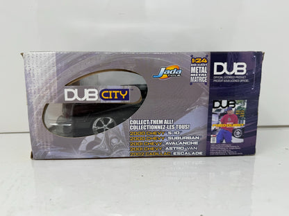Jada Dub City 2001 Chevy Avalanche 1:24 Diecast KMC Wheels 20 Inch SS Rims