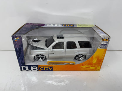 Jada Dub City 2002 Cadillac Escalade 1:24 Diecast KMC Wheels 20 Inch SS Rims