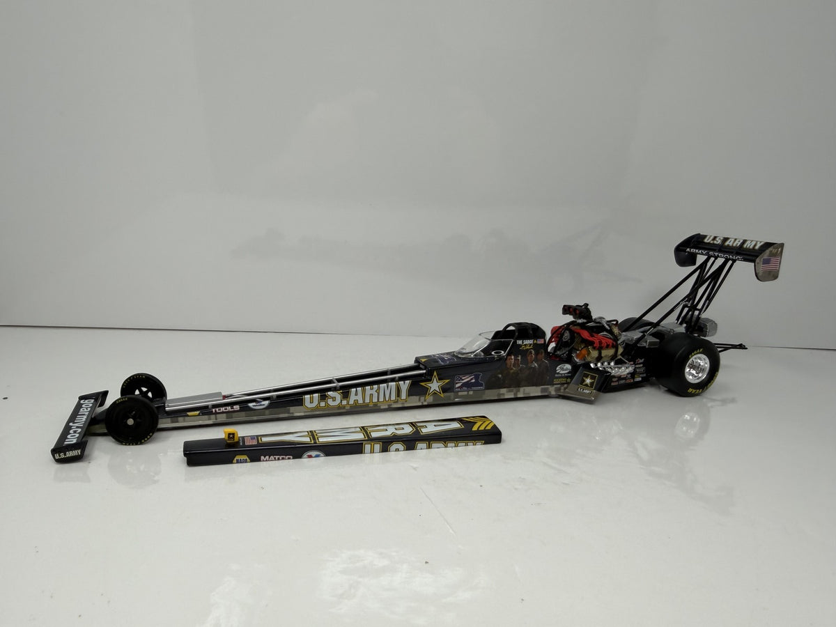 Action NHRA Tony Schumacher U.S Army Top Fuel Dragster 1:24 Diecast Liquid Color