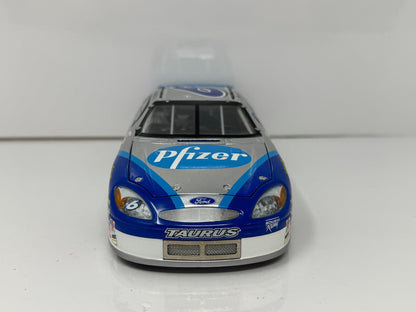 Team Caliber NASCAR Mark Martin #6 Pfizer 2001 Ford Taurus 1:24 Diecast