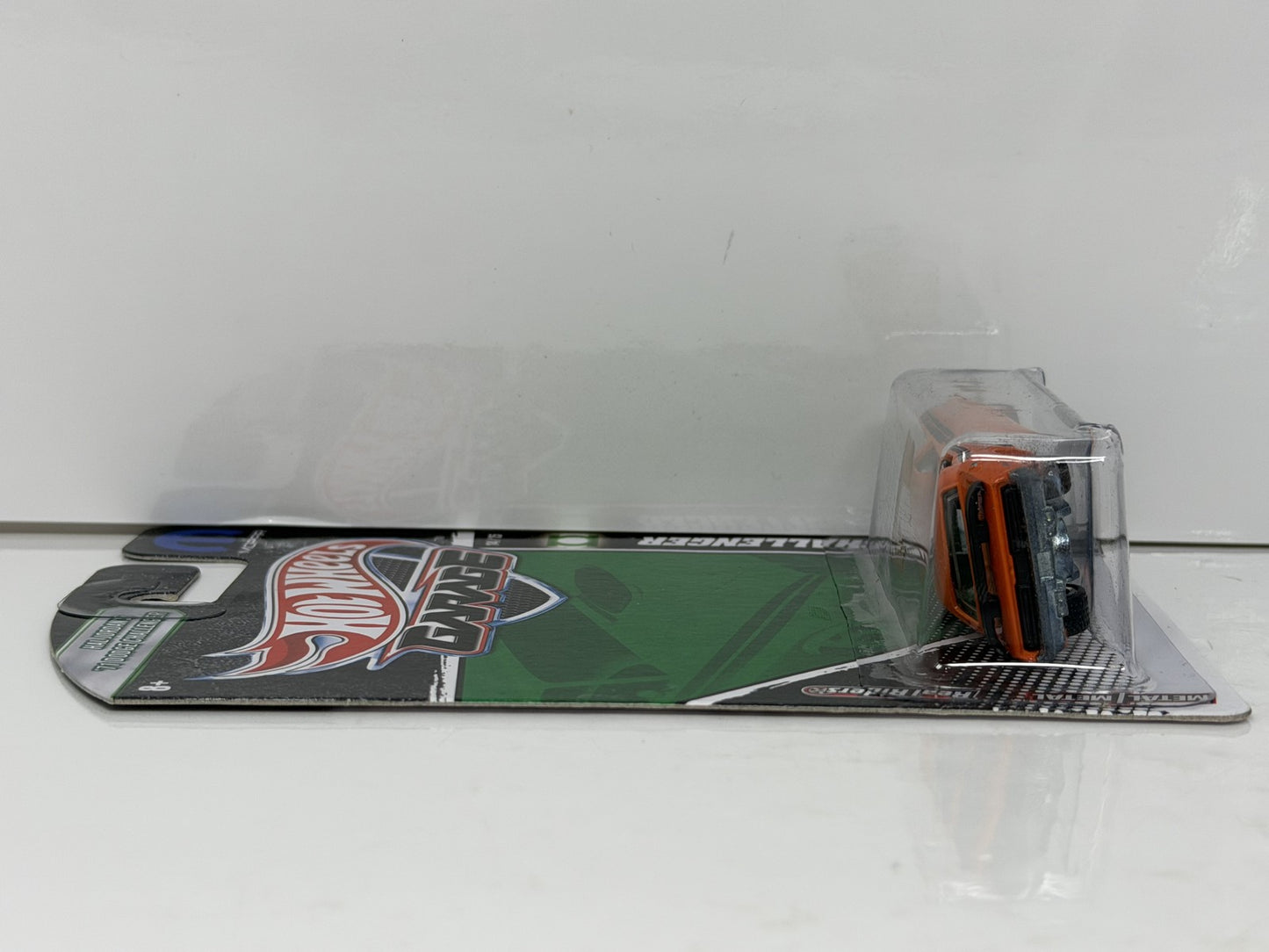 Hot Wheels Garage Green Lantern 1971 Dodge Challenger 1:64 Diecast