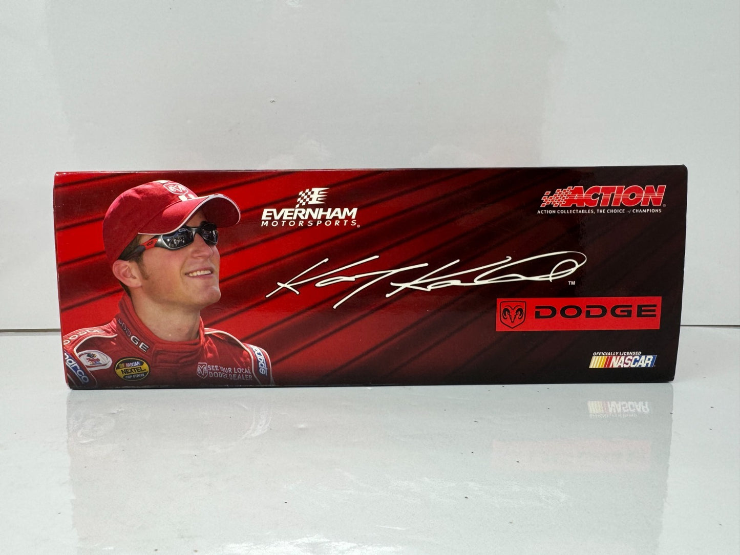 Action NASCAR Kasey Kahne #9 Dodge Dealers Refresh Dodge Intrepid 1:24 Diecast