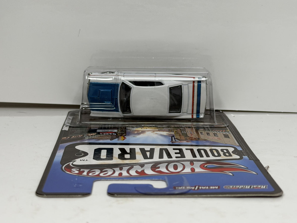 Hot Wheels Boulevard AMC Rebel Machine 1:64 Diecast Real Riders