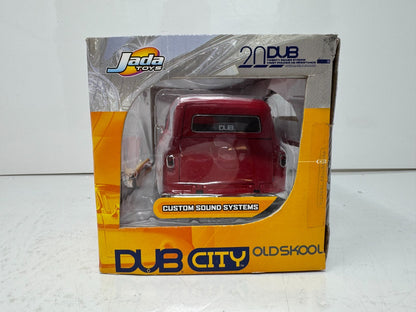Jada Dub City 1957 Chevy Suburban 1:24 Diecast KMC Wheels 20 Inch SS Rims