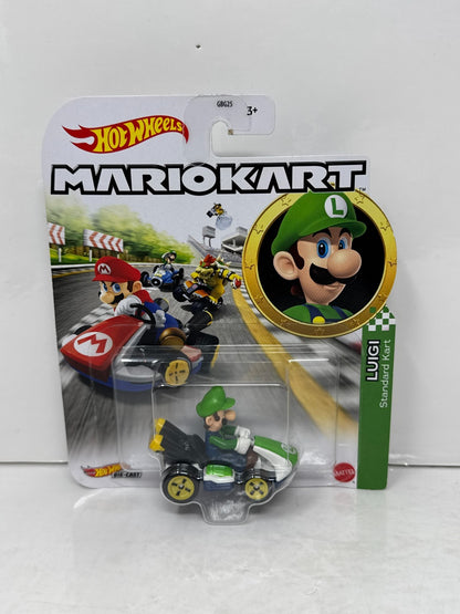 Hot Wheels Mario Kart Luigi Standard Kart 1:64 Diecast