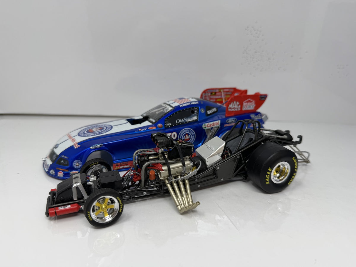 Action NHRA Robert Hight AAA 2008 Ford Mustang Liquid Color 1:24 Diecast