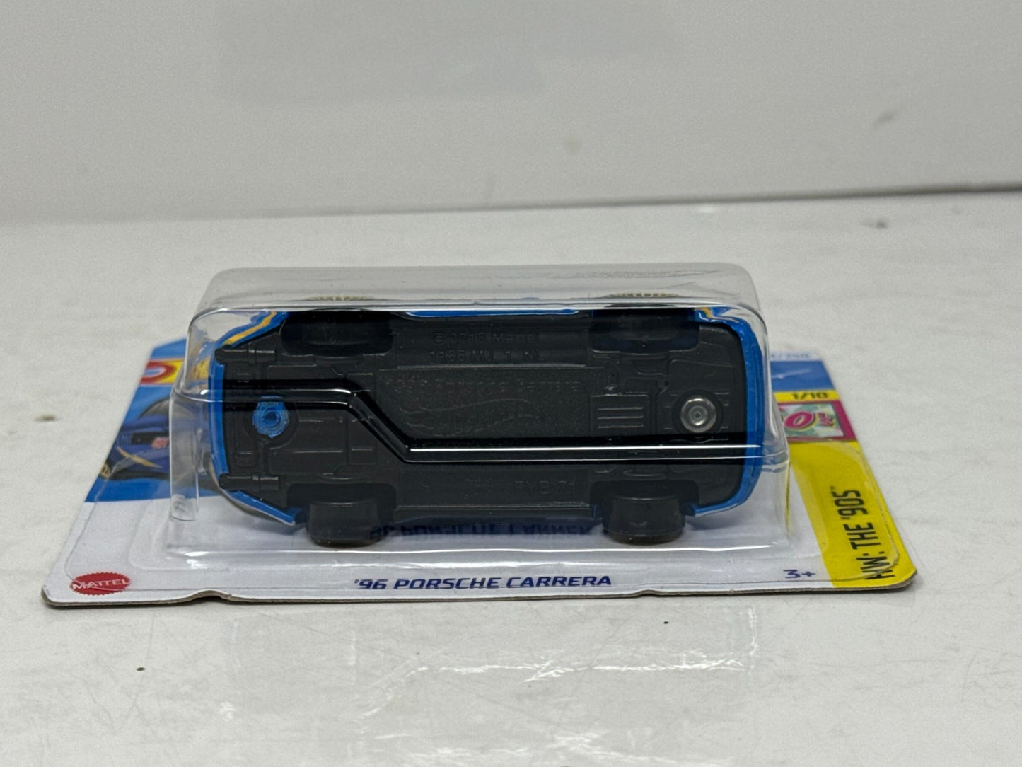 Hot Wheels The '90s 1996 Porsche Carrera 1:64 Diecast Short Card