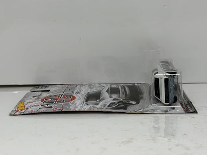 Hot Wheels Japan Historics Nissan Skyline 2000GT-R 1:64 Diecast Real Riders
