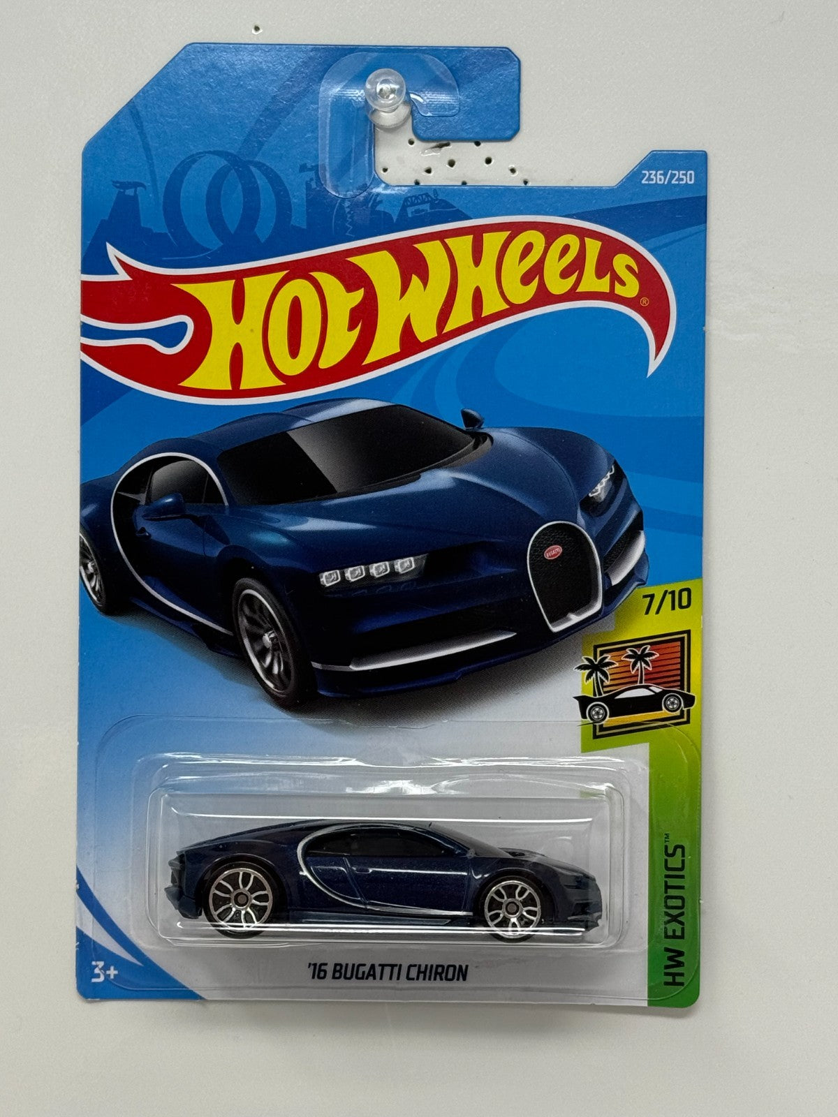 Hot Wheels Exotics 2016 Bugatti Chiron 1:64 Diecast
