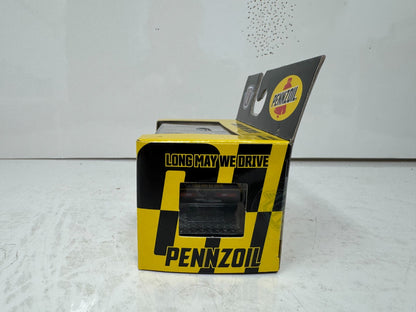 M2 Machines Pennzoil 1971 Dodge Challenger Funny Car 1:64 Diecast