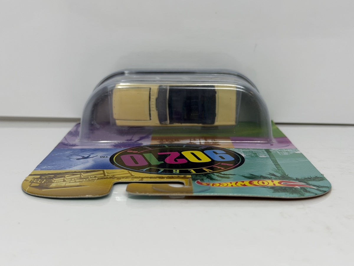 Hot Wheels Retro Entertainment Beverly Hills 90210 '65 Ford Mustang 1:64 Diecast