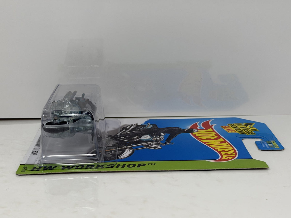 Hot Wheels Super Treasure Hunt Harley-Davidson Fat Boy Garage 1:64 Diecast STH