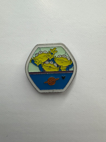 Disney Little Green Men Magical Ferris Hidden Mickey Fun Day Toy Story Trading Pin DC1S2