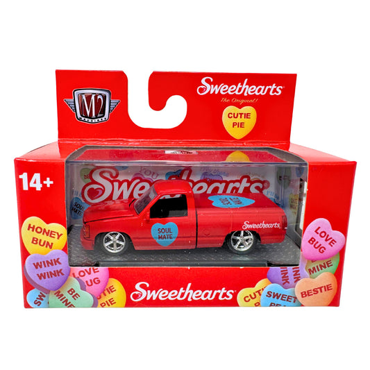 M2 Machines Sweethearts 1992 Chevrolet C1500 SS 454 1:64 Diecast