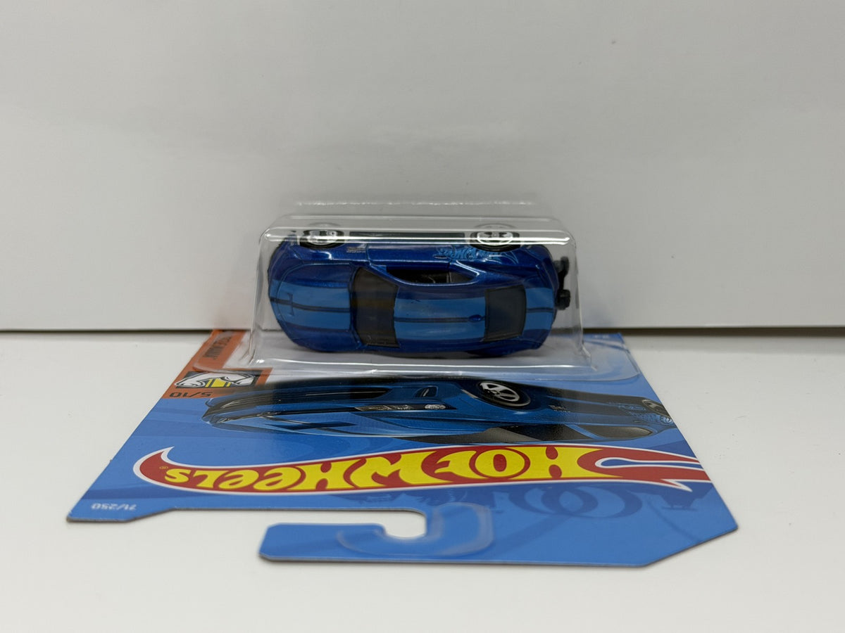 Hot Wheels Muscle Mania 2018 Chevrolet COPO Camaro SS 1:64 Diecast Blue