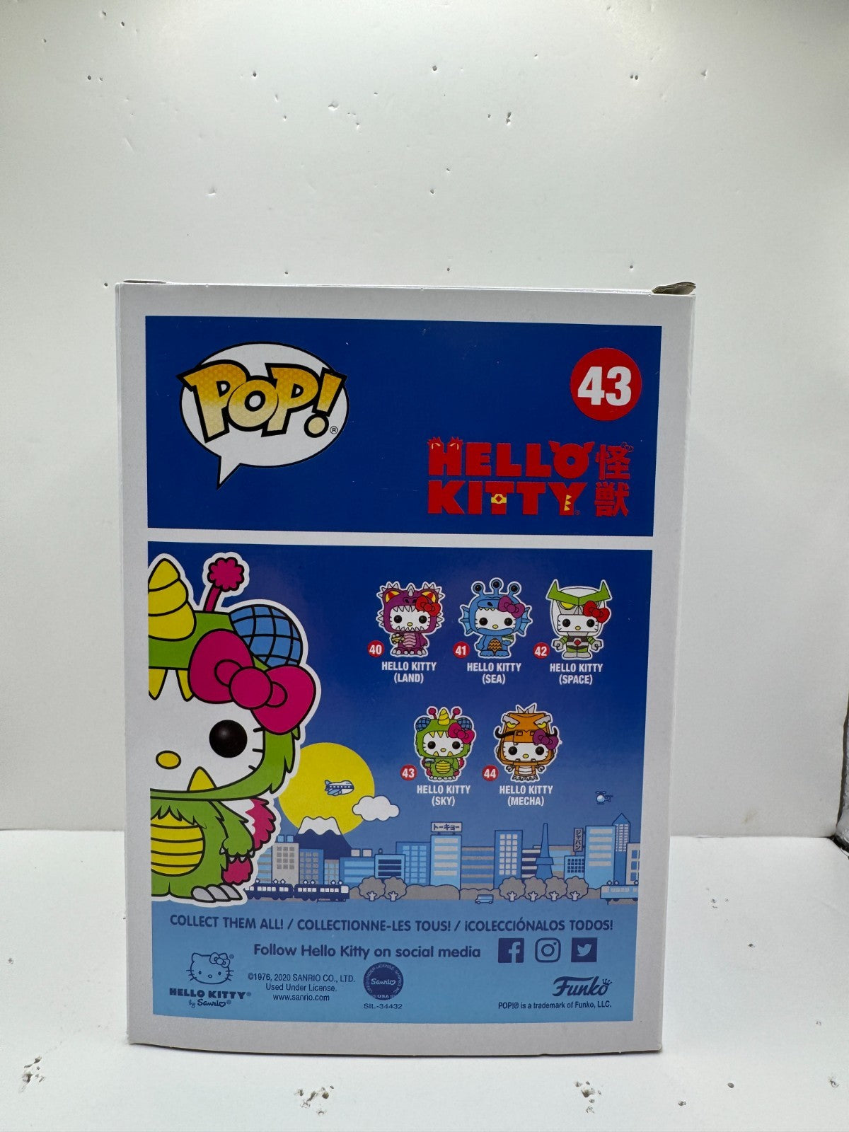 Funko Pop! Hello Kitty #43 Hello Kitty (Sky) Vinyl Figure