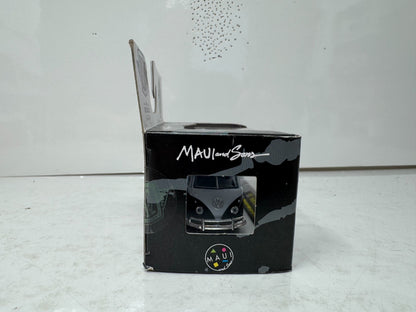 M2 Machines Maui & Sons 1959 Volkswagen Double Cab Truck USA Model 1:64 Diecast