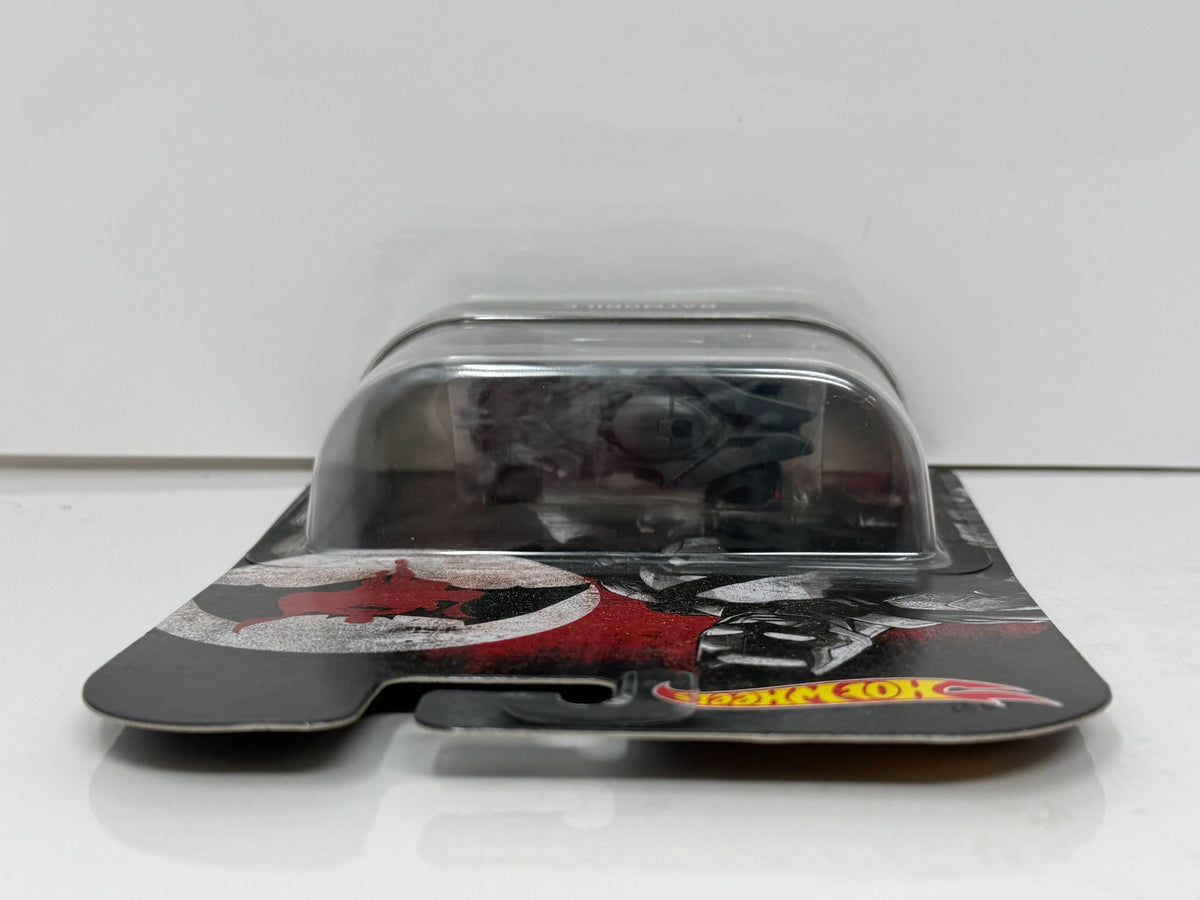 Hot Wheels Retro Entertainment Batman v Superman Batmobile 1:64 Diecast