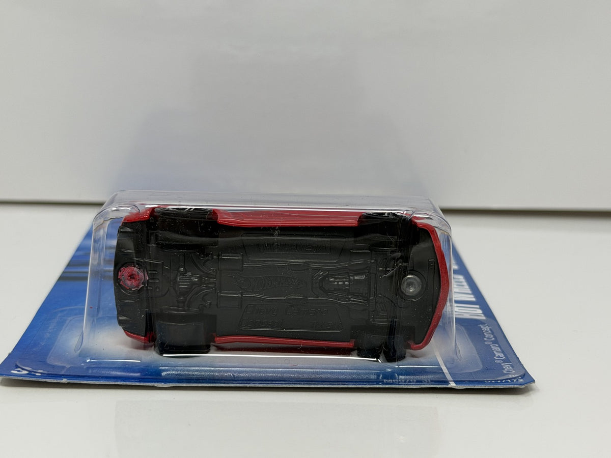 Hot Wheels Stars 2006 Chevrolet Camaro Concept 1:64 Diecast Red