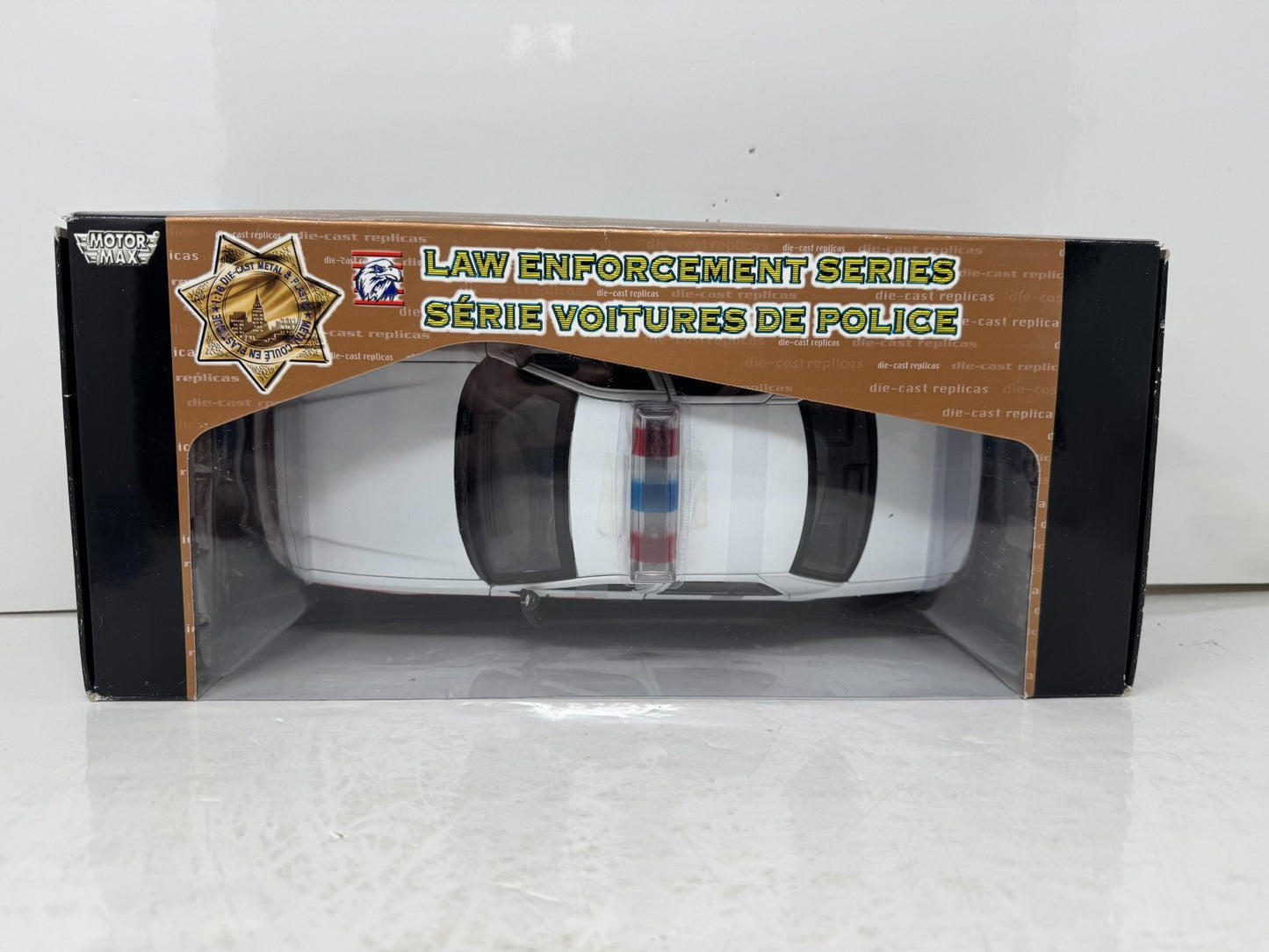 Motor Max RCMP Ford Crown Victoria Police Car 1:18 Diecast