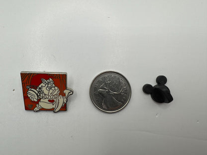 DLR Disney White Rabbit Completer Alice in Wonderland Trading Pin DC1S14