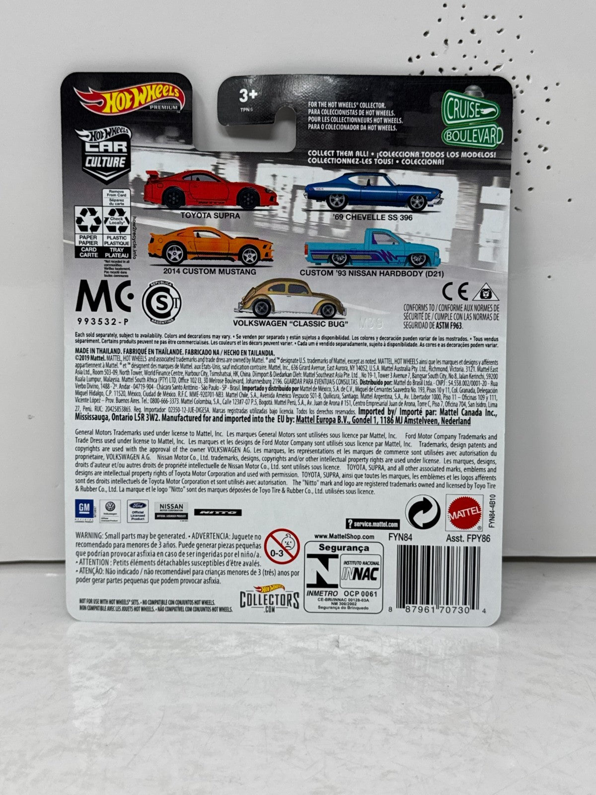 Hot Wheels Premium Cruise Boulevard Custom 1993 Nissan Hardbody D21 1:64 Diecast