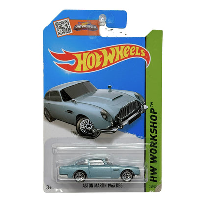 Hot Wheels Showdown 1963 Aston Martin DB5 1:64 Diecast Blue