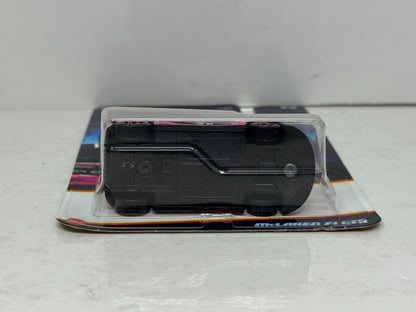 Hot Wheels Neon Speeders McLaren F1 GTR 1:64 Diecast Black Pink