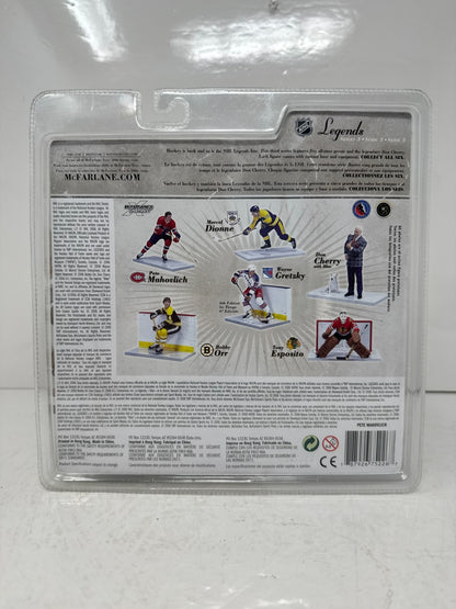 McFarlane NHL Pete Mahovlich Montreal Canadiens Legends Series 3 Figure