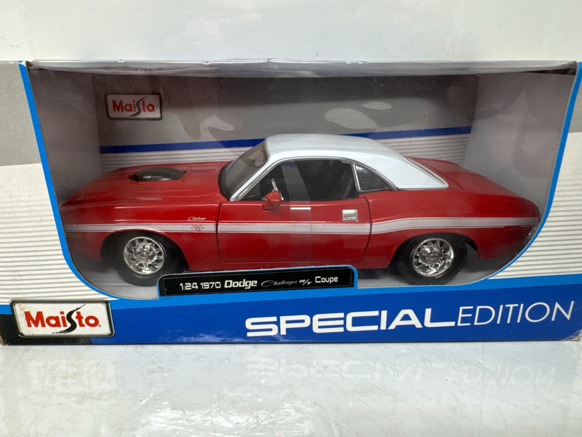 Maisto 1970 Dodge Challenger R/T Coupe Special Edition 1:24 Diecast
