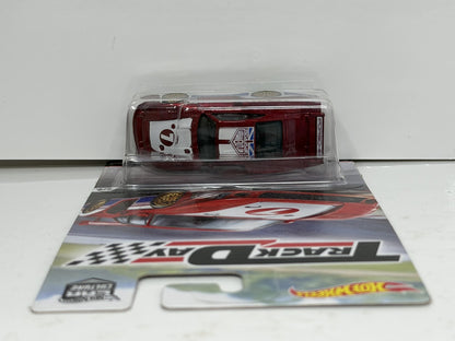 Hot Wheels Track Day 1978 Porsche 935 1:64 Diecast Real Riders