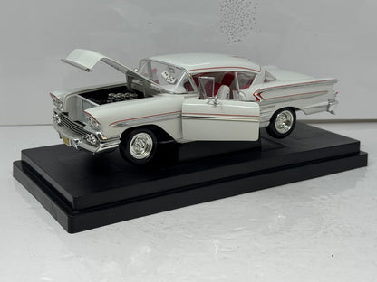 Ertl American Muscle 1958 Chevrolet Impala American Graffiti 1:18 Diecast