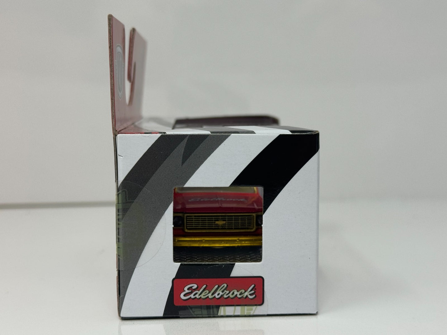 M2 Machines Edelbrock Chevrolet Cheyenne Super 10 Custom SS CHASE 1:64 Diecast