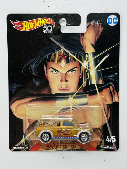Hot Wheels DC Alex Ross Wonder Woman 1967 Austin Mini Van 1:64 Diecast RRs