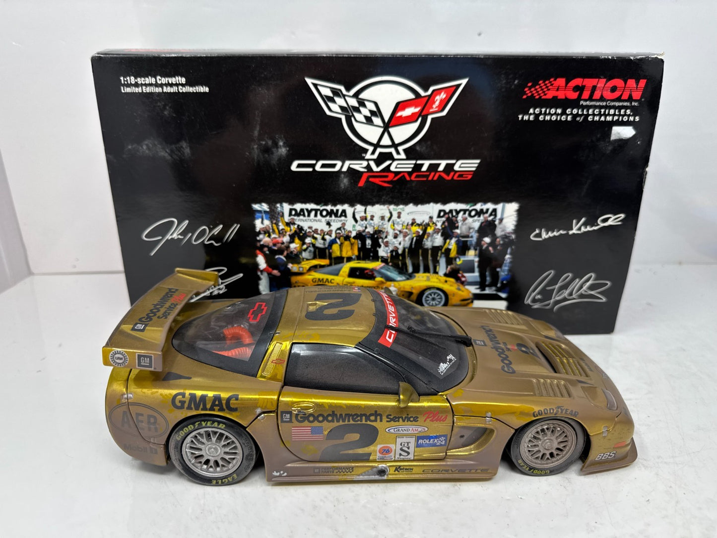 Action Racing #2 Ron Fellows GM 2001 Corvette C5R RACED VERSION 1:18 Diecast